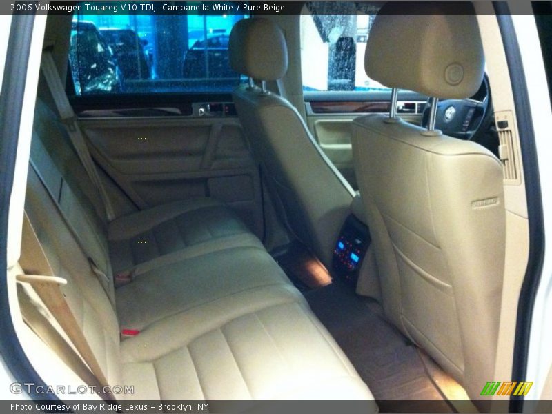 Campanella White / Pure Beige 2006 Volkswagen Touareg V10 TDI