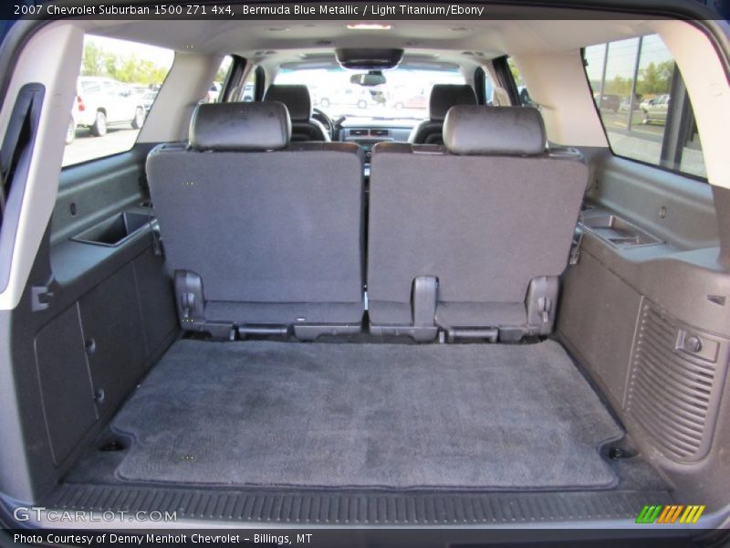  2007 Suburban 1500 Z71 4x4 Trunk