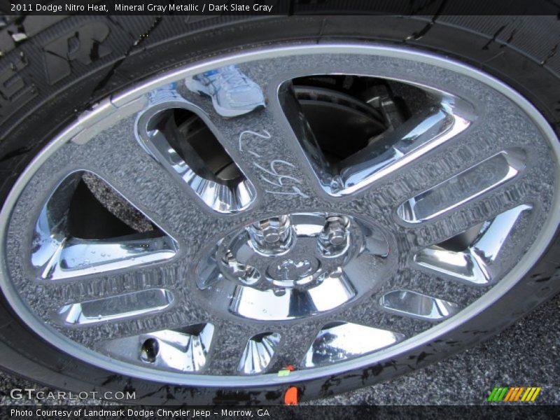 Mineral Gray Metallic / Dark Slate Gray 2011 Dodge Nitro Heat