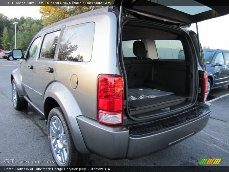 Mineral Gray Metallic / Dark Slate Gray 2011 Dodge Nitro Heat