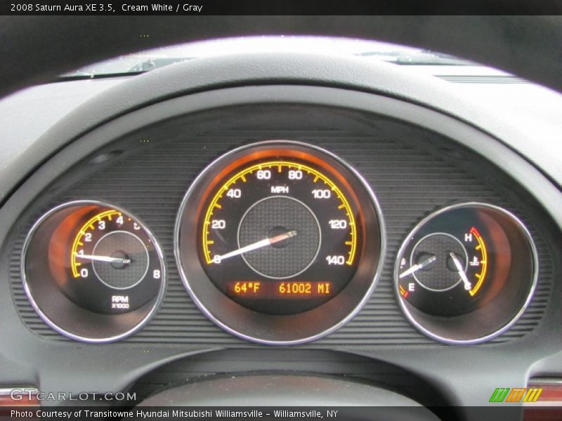 Cream White / Gray 2008 Saturn Aura XE 3.5