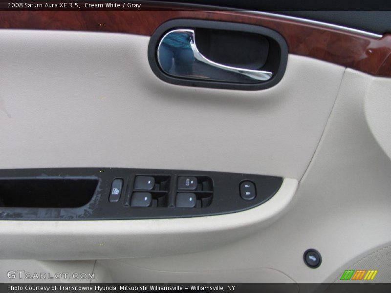Cream White / Gray 2008 Saturn Aura XE 3.5