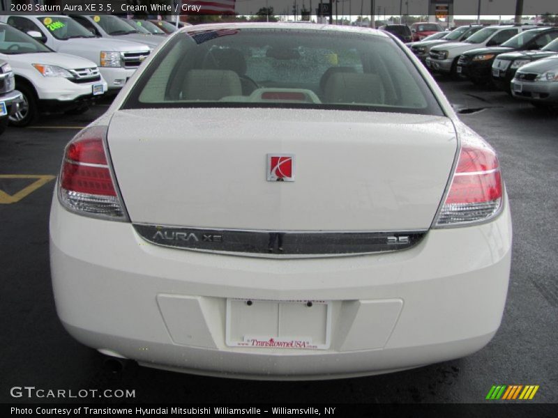 Cream White / Gray 2008 Saturn Aura XE 3.5