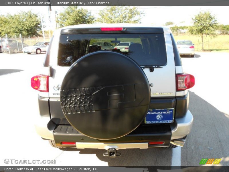 Titanium Metallic / Dark Charcoal 2007 Toyota FJ Cruiser 4WD