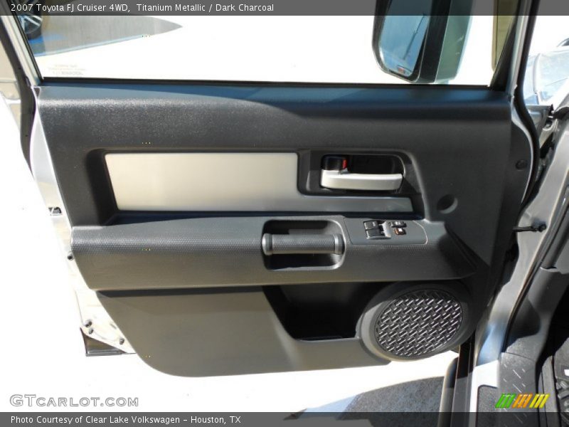 Titanium Metallic / Dark Charcoal 2007 Toyota FJ Cruiser 4WD
