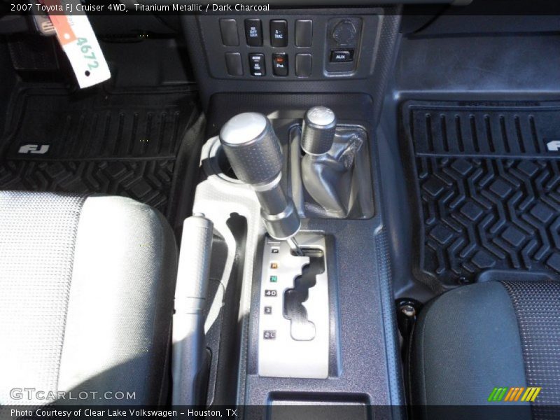 Titanium Metallic / Dark Charcoal 2007 Toyota FJ Cruiser 4WD