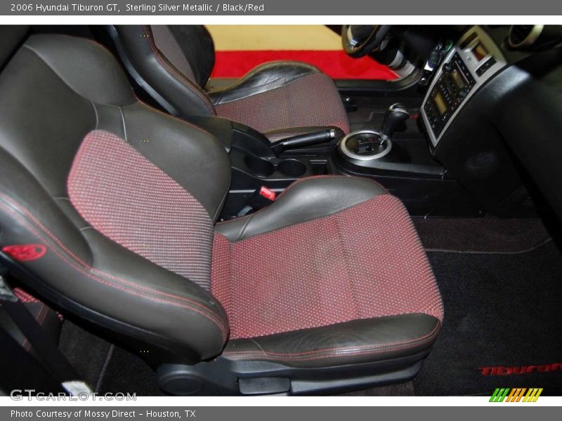  2006 Tiburon GT Black/Red Interior