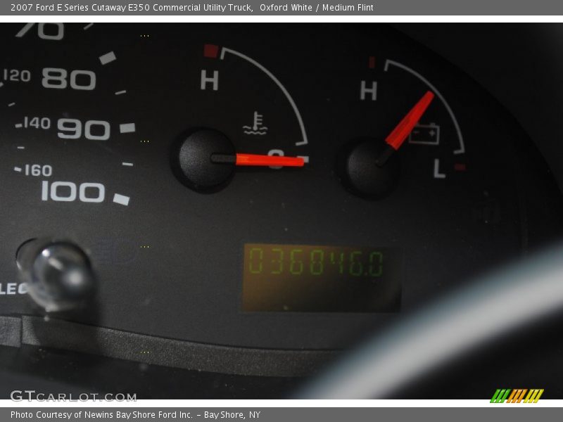 Oxford White / Medium Flint 2007 Ford E Series Cutaway E350 Commercial Utility Truck