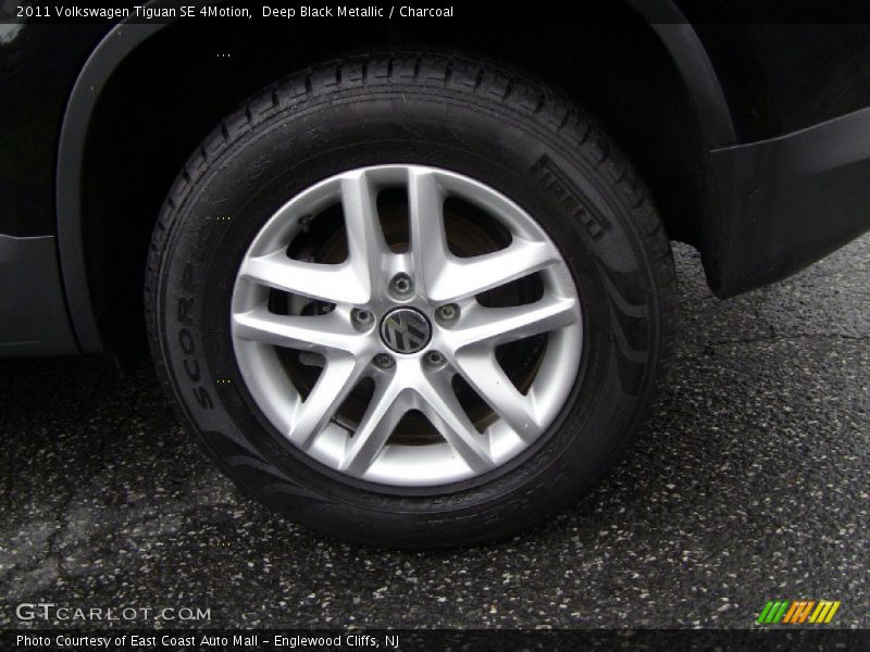  2011 Tiguan SE 4Motion Wheel