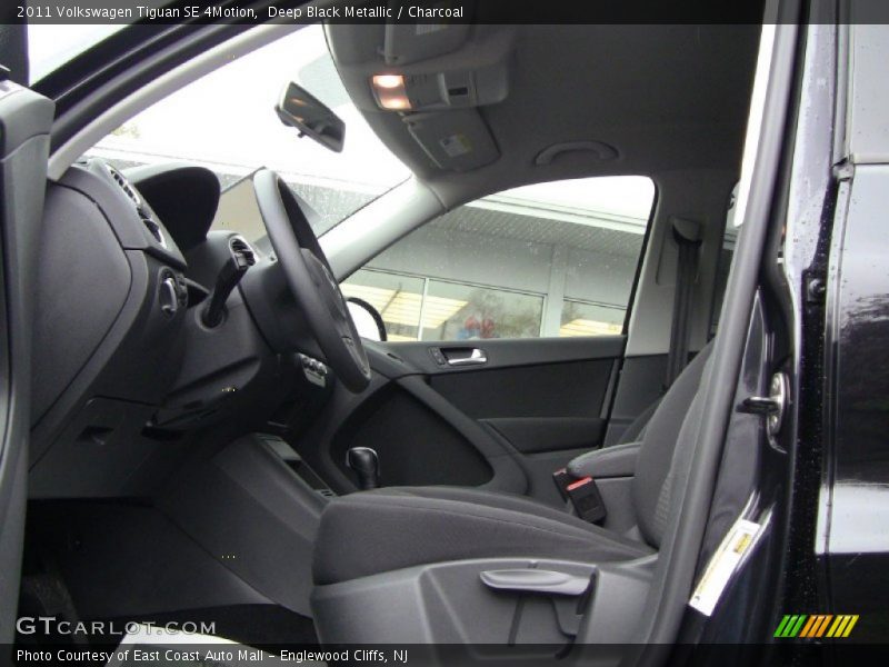Deep Black Metallic / Charcoal 2011 Volkswagen Tiguan SE 4Motion