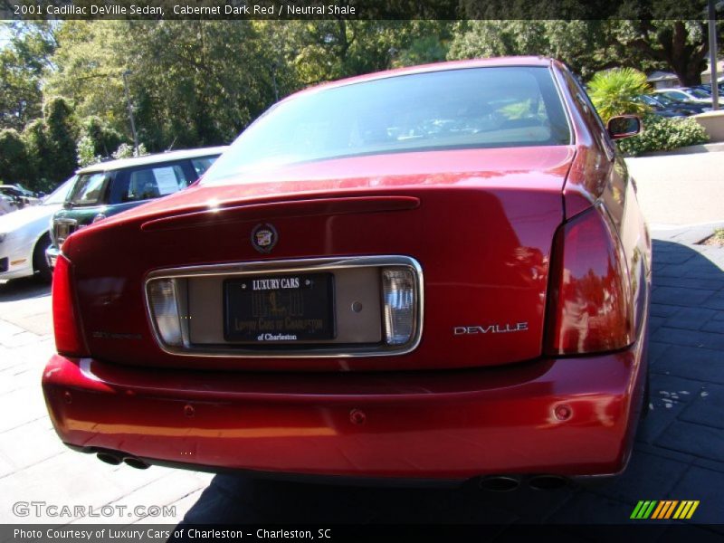 Cabernet Dark Red / Neutral Shale 2001 Cadillac DeVille Sedan