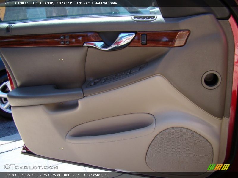 Cabernet Dark Red / Neutral Shale 2001 Cadillac DeVille Sedan