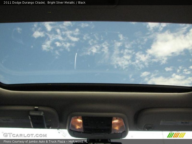 Bright Silver Metallic / Black 2011 Dodge Durango Citadel