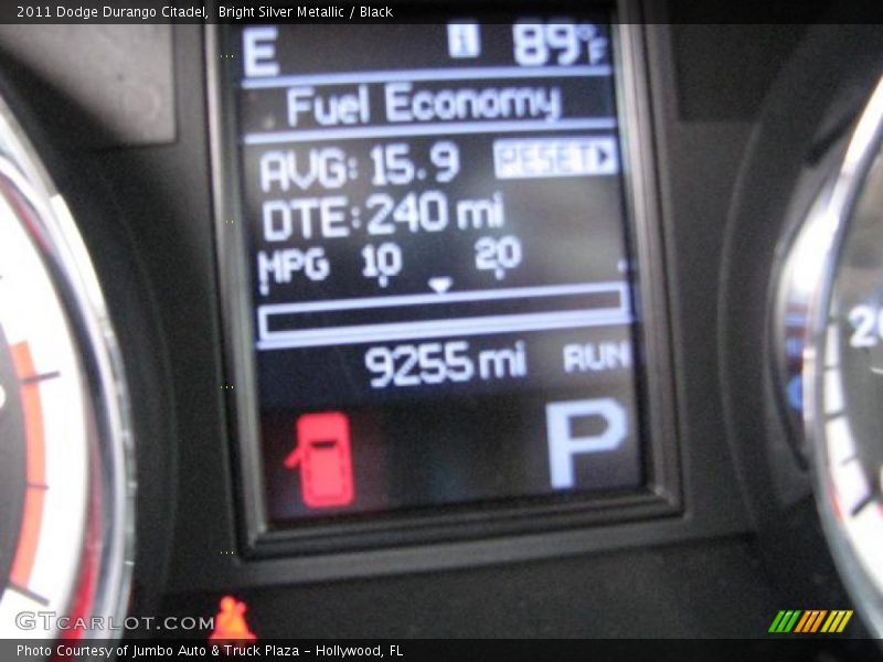 Bright Silver Metallic / Black 2011 Dodge Durango Citadel