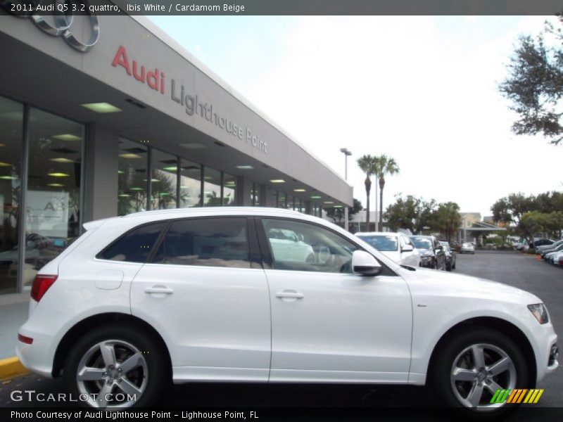 Ibis White / Cardamom Beige 2011 Audi Q5 3.2 quattro