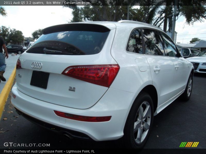 Ibis White / Cardamom Beige 2011 Audi Q5 3.2 quattro