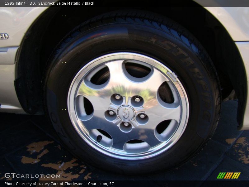 Sandrock Beige Metallic / Black 1999 Infiniti I 30