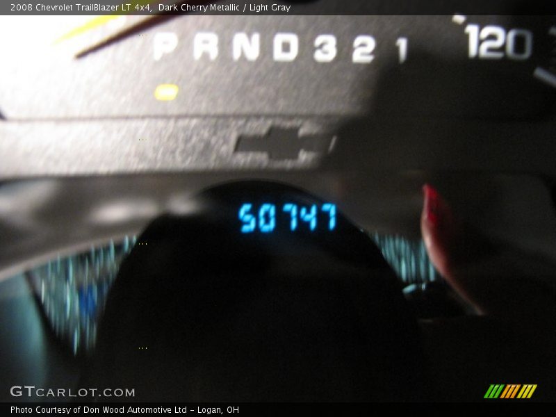 Dark Cherry Metallic / Light Gray 2008 Chevrolet TrailBlazer LT 4x4