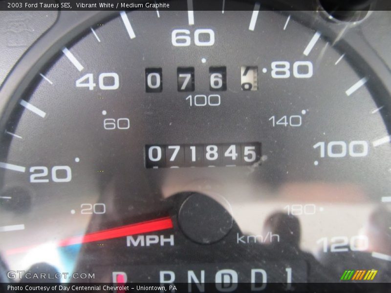 Vibrant White / Medium Graphite 2003 Ford Taurus SES