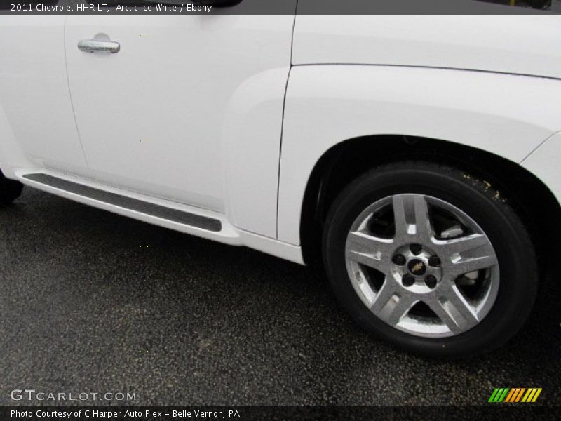 Arctic Ice White / Ebony 2011 Chevrolet HHR LT