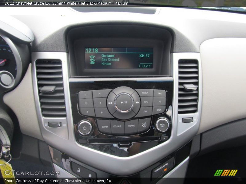 Summit White / Jet Black/Medium Titanium 2012 Chevrolet Cruze LS