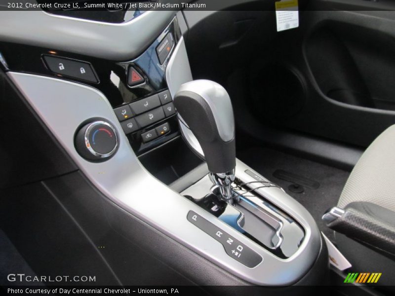 Summit White / Jet Black/Medium Titanium 2012 Chevrolet Cruze LS