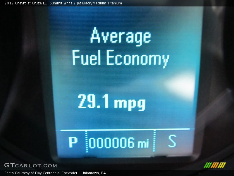 Summit White / Jet Black/Medium Titanium 2012 Chevrolet Cruze LS