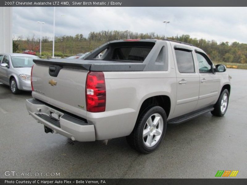 Silver Birch Metallic / Ebony 2007 Chevrolet Avalanche LTZ 4WD