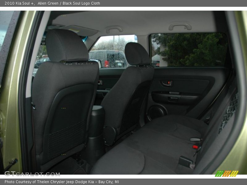 Alien Green / Black Soul Logo Cloth 2010 Kia Soul +