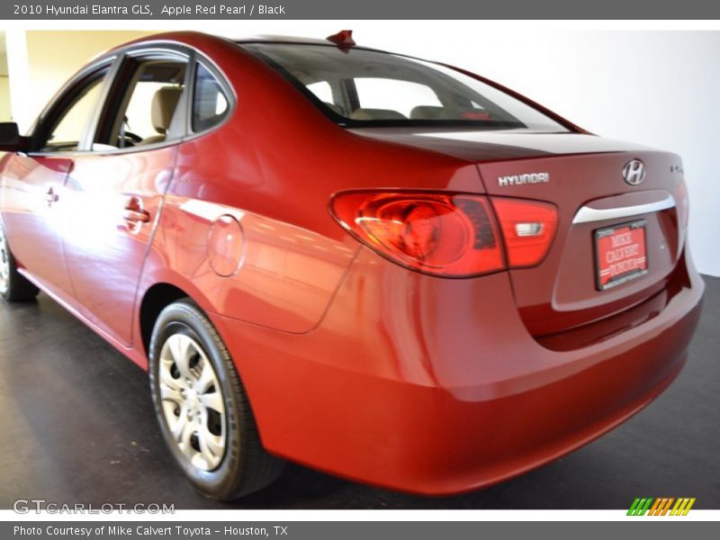 Apple Red Pearl / Black 2010 Hyundai Elantra GLS