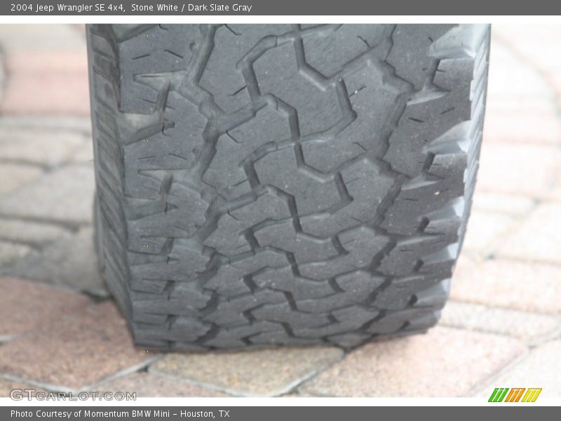 Stone White / Dark Slate Gray 2004 Jeep Wrangler SE 4x4