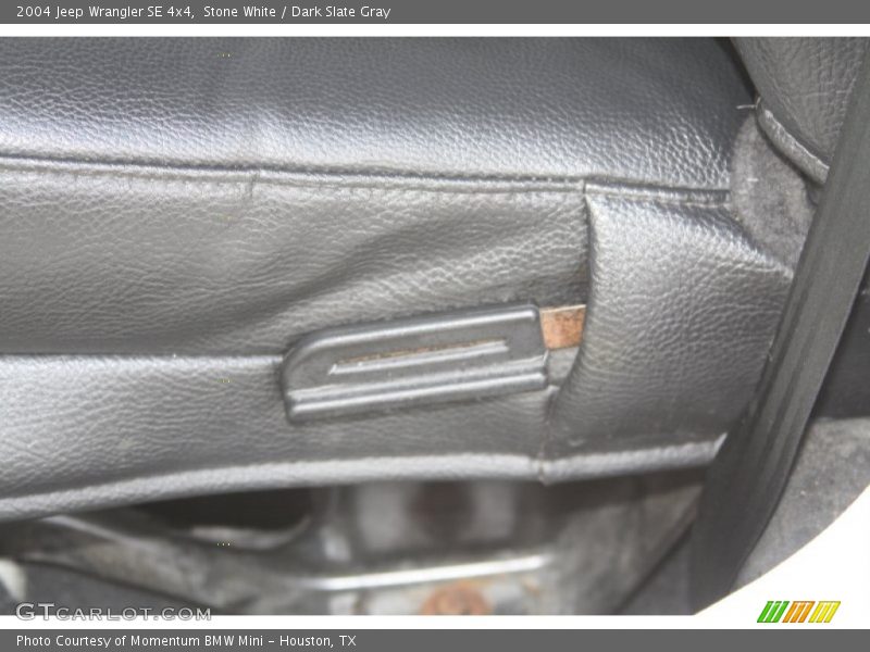 Stone White / Dark Slate Gray 2004 Jeep Wrangler SE 4x4