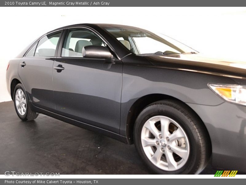Magnetic Gray Metallic / Ash Gray 2010 Toyota Camry LE