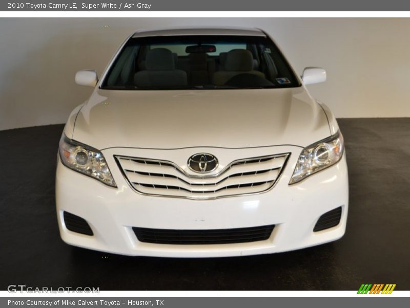 Super White / Ash Gray 2010 Toyota Camry LE