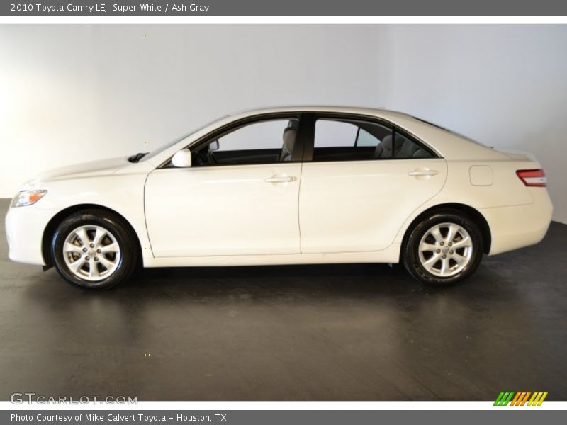 Super White / Ash Gray 2010 Toyota Camry LE