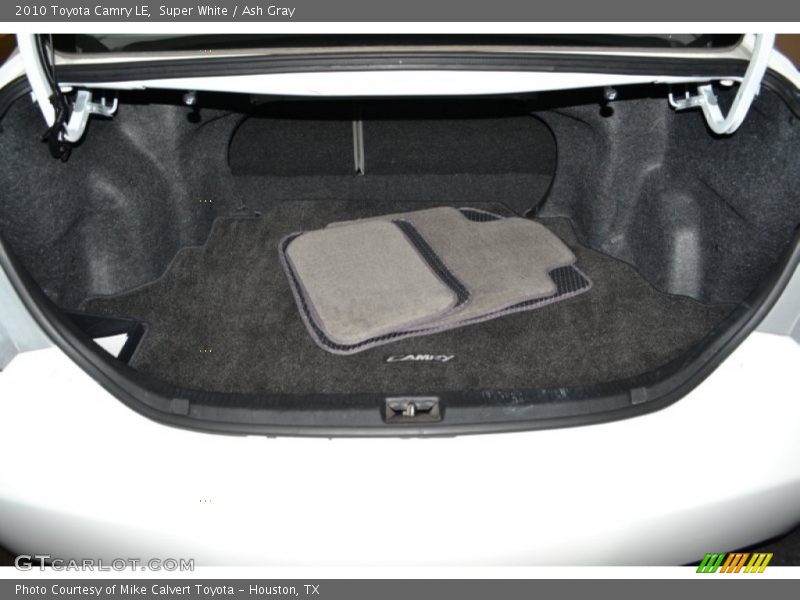 Super White / Ash Gray 2010 Toyota Camry LE