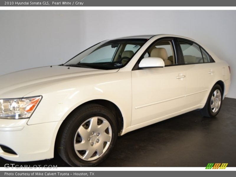 Pearl White / Gray 2010 Hyundai Sonata GLS
