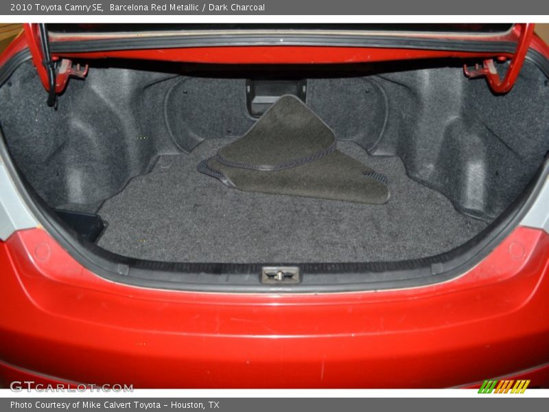 Barcelona Red Metallic / Dark Charcoal 2010 Toyota Camry SE