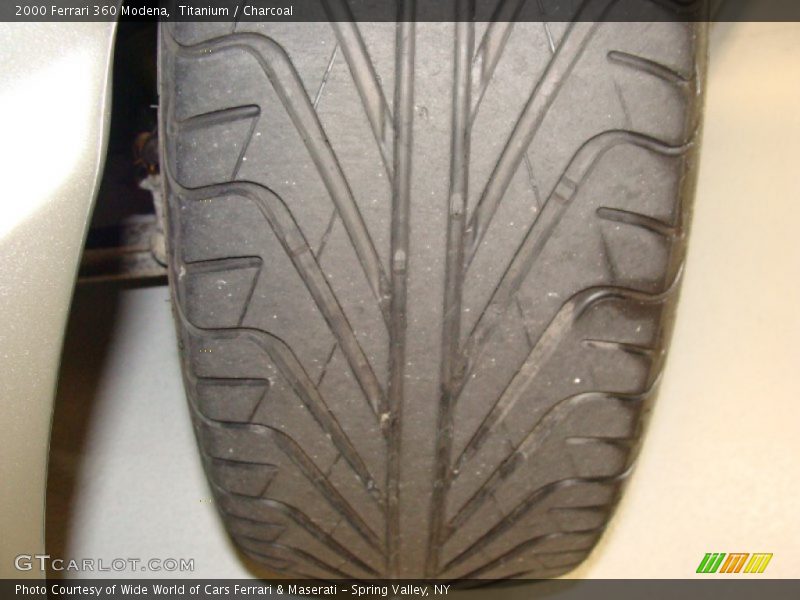 Titanium / Charcoal 2000 Ferrari 360 Modena