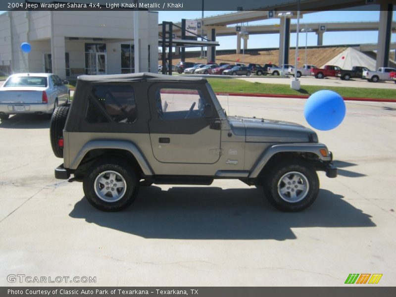 Light Khaki Metallic / Khaki 2004 Jeep Wrangler Sahara 4x4