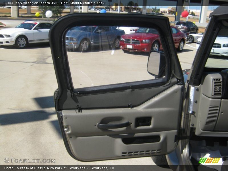 Light Khaki Metallic / Khaki 2004 Jeep Wrangler Sahara 4x4