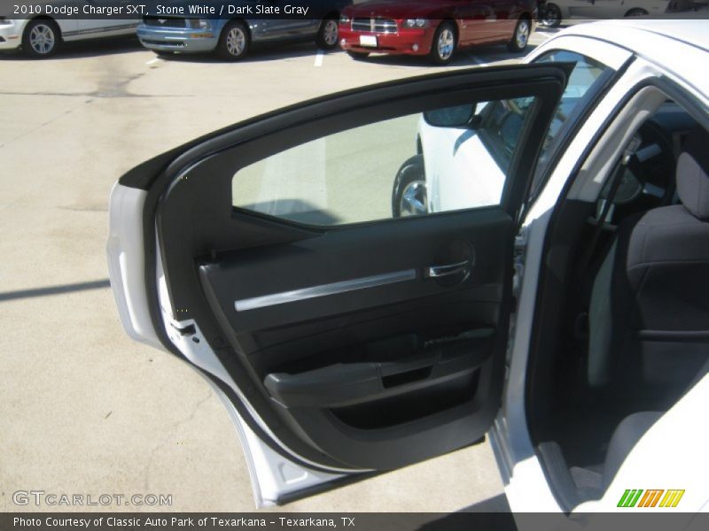 Stone White / Dark Slate Gray 2010 Dodge Charger SXT