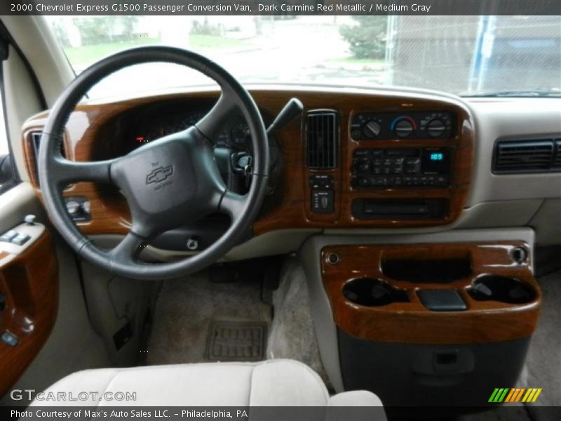 Dashboard of 2000 Express G1500 Passenger Conversion Van