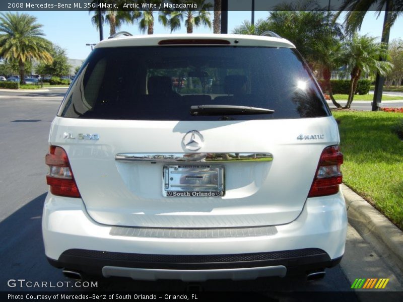 Arctic White / Macadamia 2008 Mercedes-Benz ML 350 4Matic
