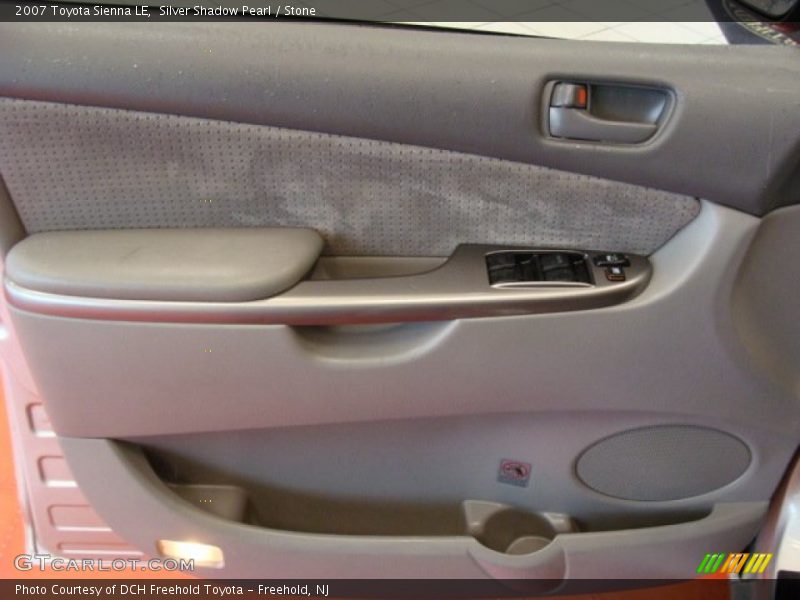 Silver Shadow Pearl / Stone 2007 Toyota Sienna LE