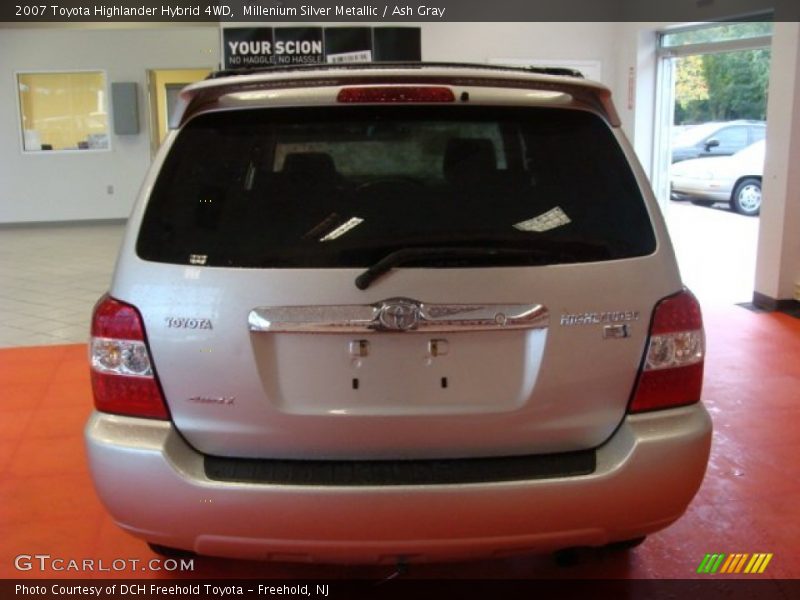 Millenium Silver Metallic / Ash Gray 2007 Toyota Highlander Hybrid 4WD