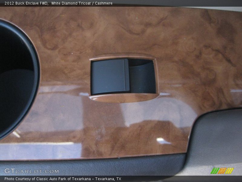 White Diamond Tricoat / Cashmere 2012 Buick Enclave FWD