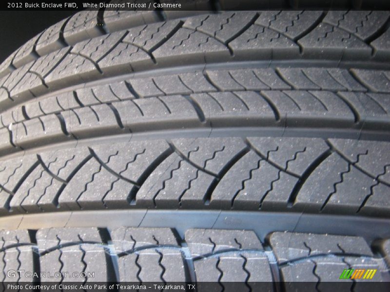 White Diamond Tricoat / Cashmere 2012 Buick Enclave FWD