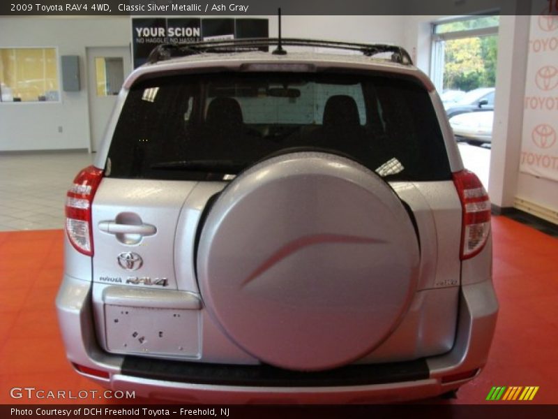 Classic Silver Metallic / Ash Gray 2009 Toyota RAV4 4WD