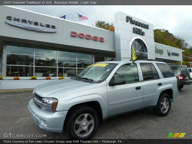 Moondust Metallic / Light Gray 2007 Chevrolet TrailBlazer LS 4x4